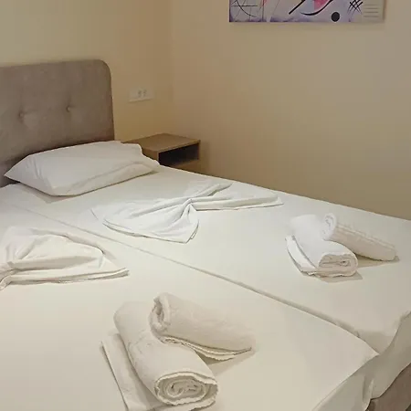 Leonidas Hotel&studios Kos