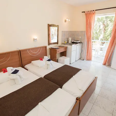 واستوديوهات ليونيداس 2*