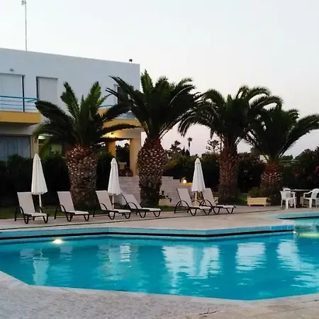 Leonidas & Hotel