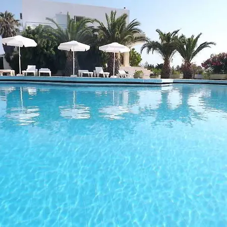 莱昂尼达斯酒店及一室公寓 酒店 科斯镇