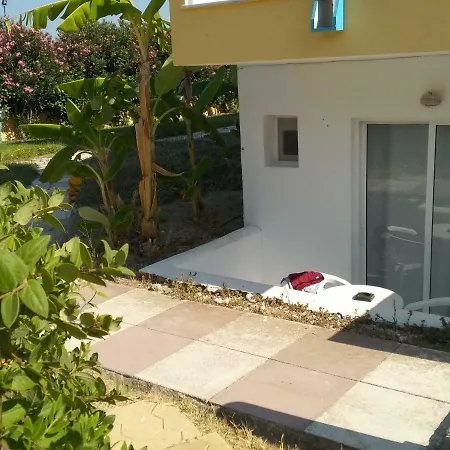 Leonidas & Hotel Kos