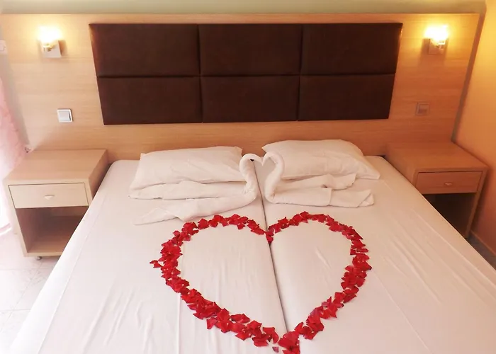 Hotell Leonidas & 2*